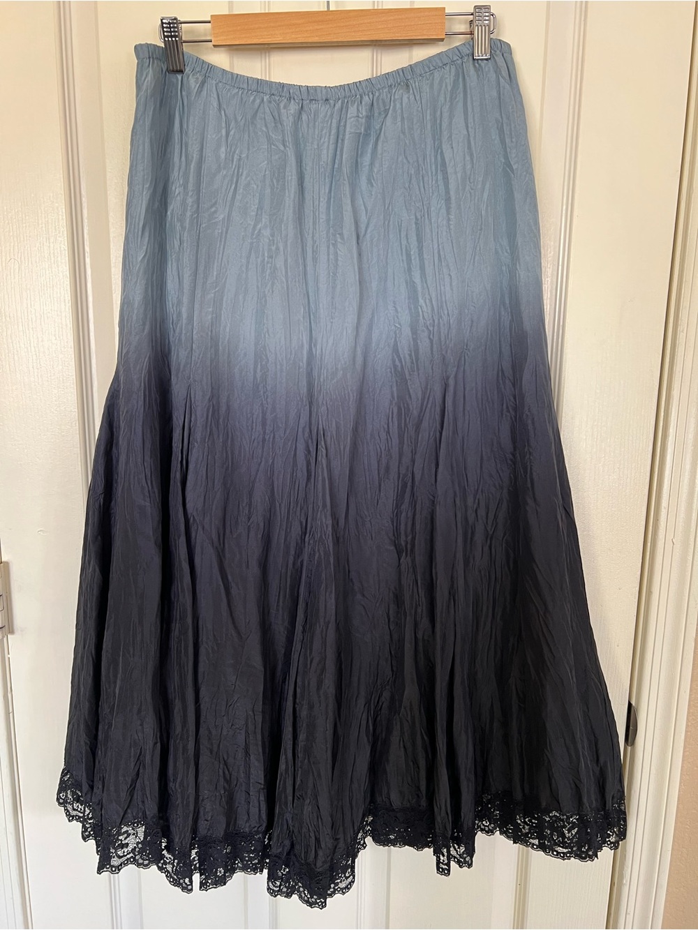 Karen Kane Petites M 100% Silk Ombré Lace Trim Maxi Skirt - Picture 7 of 9